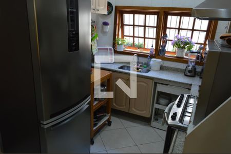 Casa à venda com 225m², 3 quartos e 3 vagasCozinha