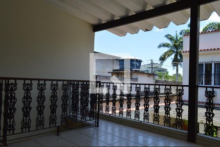 Casa à venda com 225m², 3 quartos e 3 vagasVaranda do Escritrio