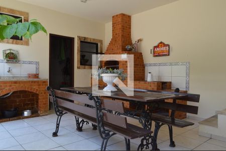 Casa à venda com 225m², 3 quartos e 3 vagasChurrasqueira