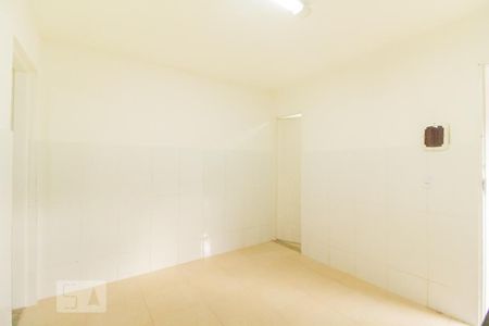 Cozinha de casa para alugar com 1 quarto, 40m² em Vila Amélia, São Paulo