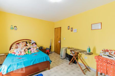 Casa à venda com 200m², 5 quartos e 5 vagasSuíte