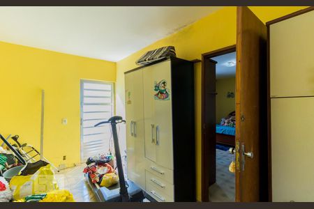 Casa à venda com 200m², 5 quartos e 5 vagasQuarto 2