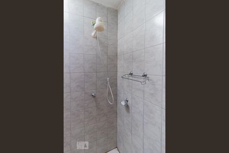 Casa à venda com 200m², 5 quartos e 5 vagasDetalhe banheiro