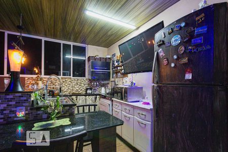 Apartamento à venda com 160m², 2 quartos e 1 vagaCozinha