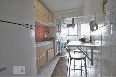 Apartamento à venda com 105m², 3 quartos e 2 vagasCozinha