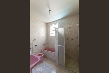 Apartamento à venda com 76m², 2 quartos e 1 vagaBanheiro Social