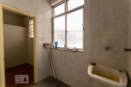 Apartamento à venda com 76m², 2 quartos e 1 vagaÁrea de Serviço