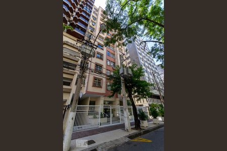 Apartamento à venda com 76m², 2 quartos e 1 vagaFachada do Prédio