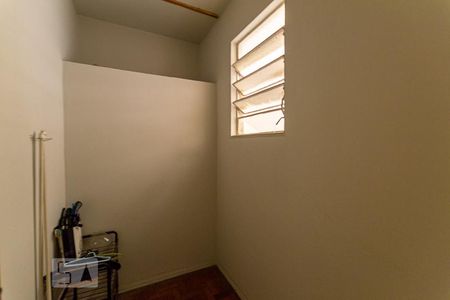 Apartamento à venda com 76m², 2 quartos e 1 vagaQuarto de Serviço
