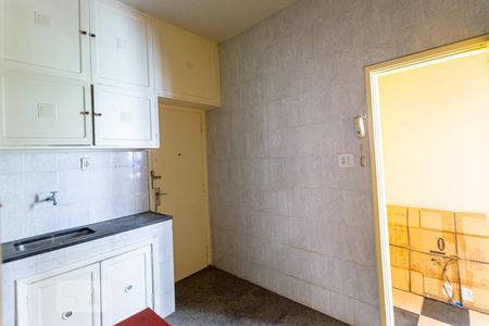 Apartamento à venda com 76m², 2 quartos e 1 vagaCozinha 