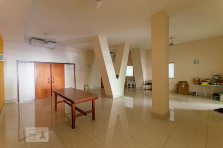 Apartamento à venda com 76m², 2 quartos e 1 vagaÁrea comum - Salão de festas