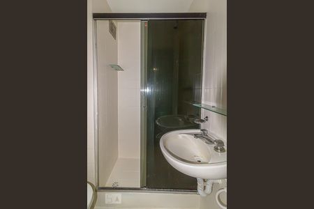 Apartamento à venda com 90m², 3 quartos e 1 vaga Apartamento à venda com 90m², 3 quartos e 1 vagaBanheiro da Suíte