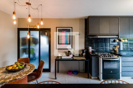 Apartamento à venda com 271m², 4 quartos e 4 vagas Apartamento à venda com 271m², 4 quartos e 4 vagasCozinha