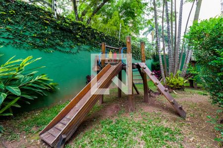 Apartamento à venda com 271m², 4 quartos e 4 vagas Apartamento à venda com 271m², 4 quartos e 4 vagasÁrea comum