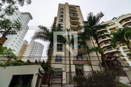 Apartamento à venda com 271m², 4 quartos e 4 vagas Apartamento à venda com 271m², 4 quartos e 4 vagasFachada