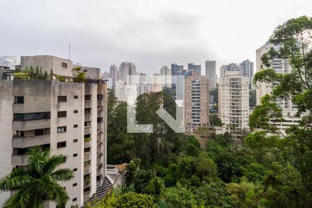 Apartamento à venda com 271m², 4 quartos e 4 vagas Apartamento à venda com 271m², 4 quartos e 4 vagasVaranda da Cozinha