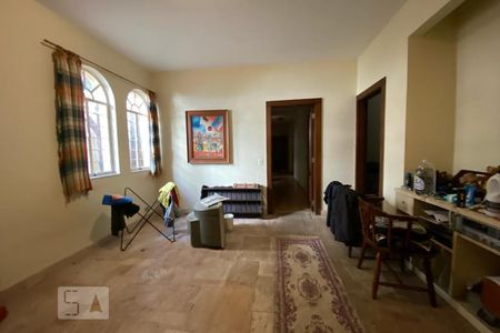 Casa para alugar com 550m², 6 quartos e 4 vagas Casa para alugar com 550m², 6 quartos e 4 vagasSala 2