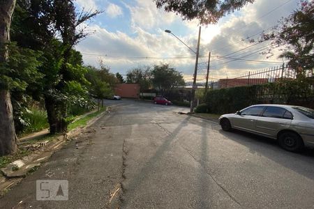 Casa para alugar com 550m², 6 quartos e 4 vagas Casa para alugar com 550m², 6 quartos e 4 vagasVista da Rua