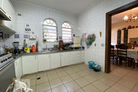 Casa para alugar com 550m², 6 quartos e 4 vagas Casa para alugar com 550m², 6 quartos e 4 vagasCozinha