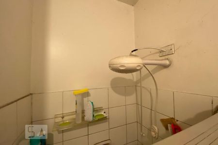 Casa para alugar com 550m², 6 quartos e 4 vagas Casa para alugar com 550m², 6 quartos e 4 vagasChuveiro