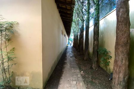 Casa para alugar com 550m², 6 quartos e 4 vagas Casa para alugar com 550m², 6 quartos e 4 vagasCorredor