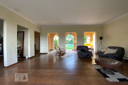 Sala de casa para alugar com 6 quartos, 550m² em Jardim Leonor, São Paulo