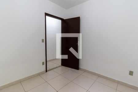 Quarto 1 de casa para alugar com 2 quartos, 36m² em Jardim Norma, São Paulo