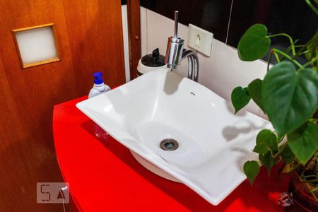 Casa à venda com 300m², 3 quartos e 1 vagasuíte 2