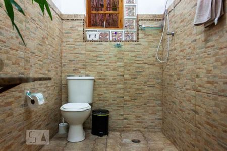 Casa à venda com 300m², 3 quartos e 1 vagaBanheiro 2