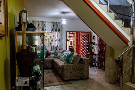 Sala de casa à venda com 3 quartos, 300m² em Vila Leonor, São Paulo