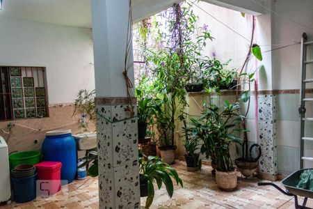 Casa à venda com 300m², 3 quartos e 1 vagaÁrea de Serviço