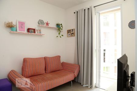 Sala de apartamento à venda com 2 quartos, 47m² em Jardim Monte Alegre, Taboão da Serra