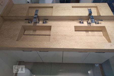 Apartamento à venda com 168m², 4 quartos e 3 vagasBanheiro Suíte Master