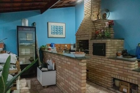 Casa à venda com 240m², 4 quartos e 3 vagasQuintal/Churrasqueira