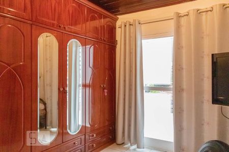 Casa à venda com 240m², 4 quartos e 3 vagasQuarto 5 - Suíte