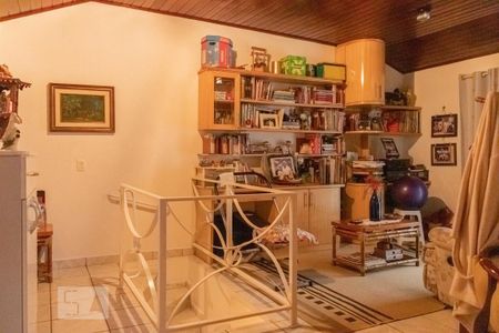 Casa à venda com 240m², 4 quartos e 3 vagasQuarto 5 - Suíte