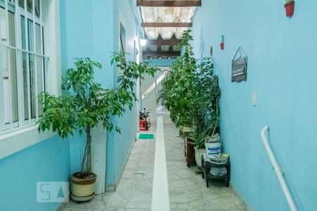 Casa à venda com 240m², 4 quartos e 3 vagasCorredor Externo