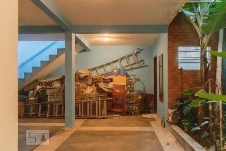 Casa à venda com 240m², 4 quartos e 3 vagasSala Edícula