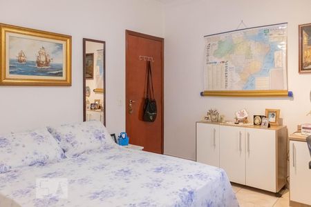 Casa à venda com 240m², 4 quartos e 3 vagasQuarto 1 - Suíte