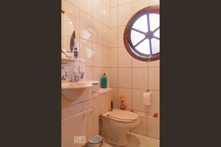 Casa à venda com 240m², 4 quartos e 3 vagasBanheiro da Suíte - Quarto 5