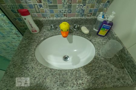 Apartamento para alugar com 75m², 2 quartos e 1 vaga Apartamento para alugar com 75m², 2 quartos e 1 vagaBanheiro 2 - Pia