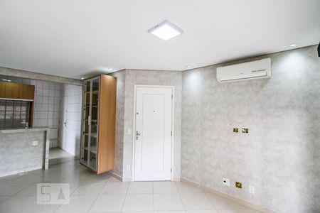 Sala de apartamento à venda com 3 quartos, 90m² em Jardim Aeroporto, São Paulo