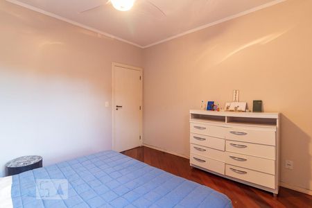 Casa à venda com 500m², 4 quartos e 5 vagasDormitório 2