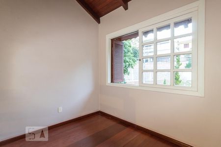 Casa à venda com 500m², 4 quartos e 5 vagasEscritório