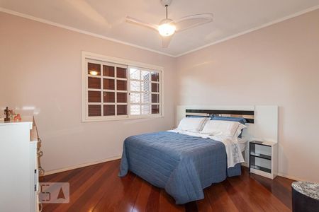 Casa à venda com 500m², 4 quartos e 5 vagasDormitório 2