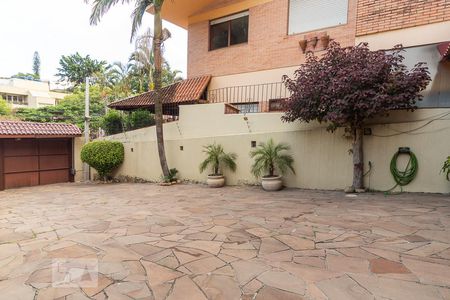 Casa à venda com 500m², 4 quartos e 5 vagasÁrea Externa