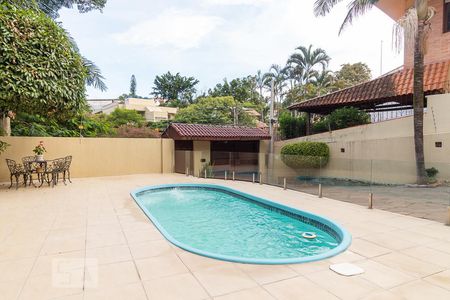 Casa à venda com 500m², 4 quartos e 5 vagasPiscina