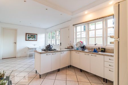 Casa à venda com 500m², 4 quartos e 5 vagasCozinha