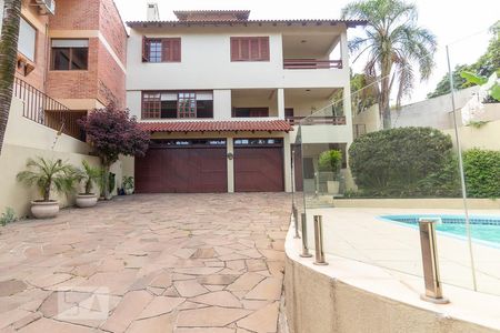 Casa à venda com 500m², 4 quartos e 5 vagasÁrea Externa
