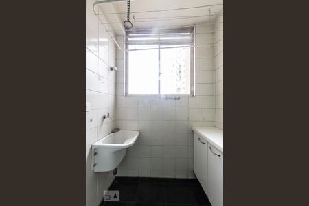 Apartamento à venda com 70m², 2 quartos e 1 vaga Apartamento à venda com 70m², 2 quartos e 1 vagaÁrea de Serviço